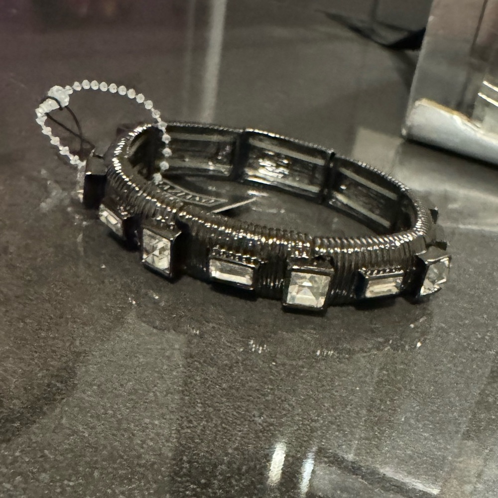 R.J. Graziano Stretch bracelet
